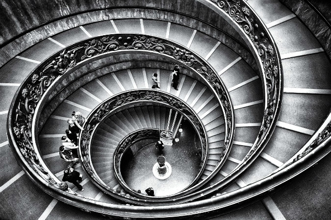 escada em espiral do vaticano