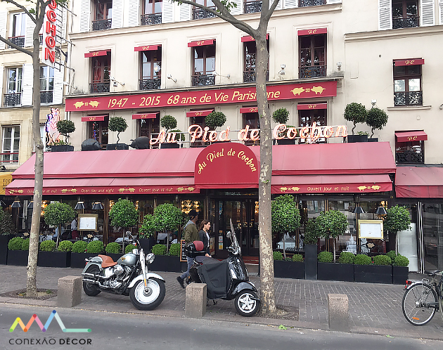 Restaurante "Au pied de Cochon" em Paris.