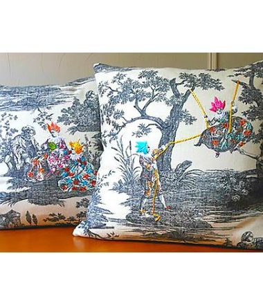 almofadas de toile de jouy bordadas