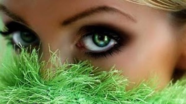 olhos-verdes-conexao-decor