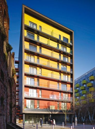 Edifícios coloridos pelo mundo, prédio em Londres. 