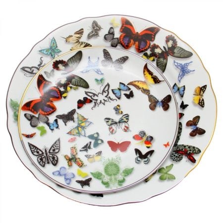 Louça da marca portuguesa Vista Alegre. Coleção Christian Lacroix, com desenhos de borboletas.