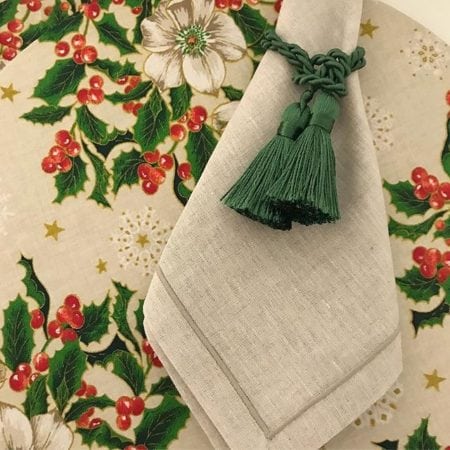 Sousplat e porta-guardanapo verde , composição para decorrar a mesa de Natal