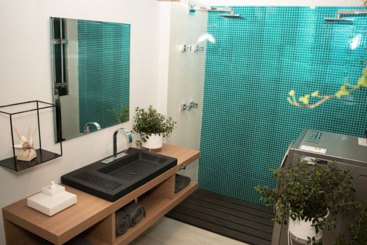banheiro da casa sustentável da leroy merlin no casacor sp
