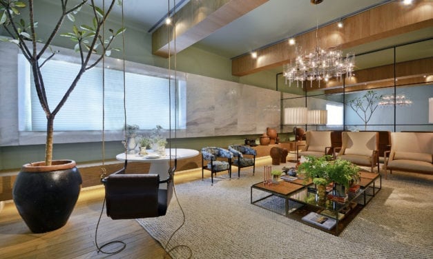 Brisa Casa completa 20 anos com móveis artesanais contemporâneos