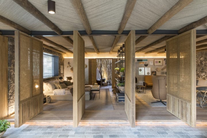 Portas de madeira no projeto da Triplex Arquitetura tendências 2019