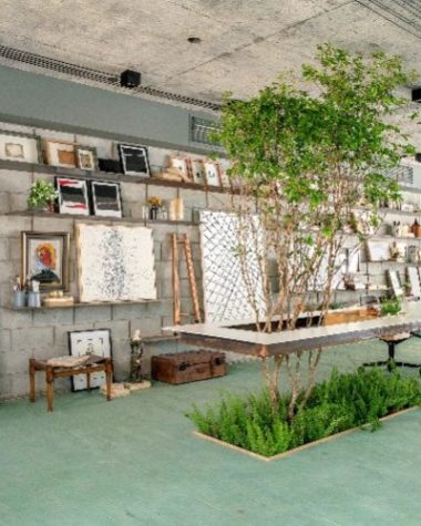 Detalhe da mesa vazada na Oficina do Artista da Gam Arquitetos para CasaCor Bahia