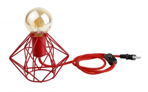 Creative Lamps: marca de luminárias customizáveis é inaugurada no Rio de Janeiro.Bocal, cupula, e fio vermelho. 
