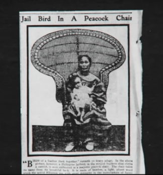 Peacock Chair, foto antiga nessa cadeira. Mulher com uma criança no colo