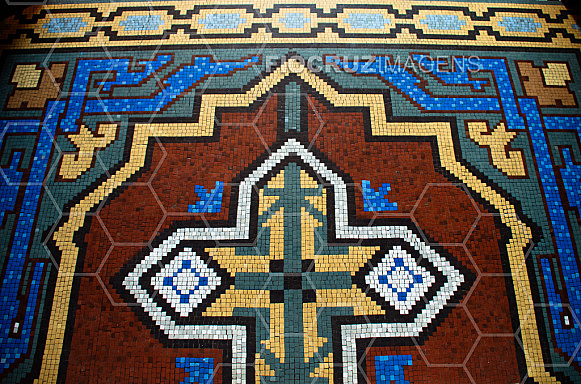 Piso da fundação Oswaldo Cruz em mosaico
