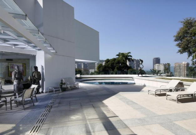 Casa em São Conrado, projeto de Oscar Niemeyer. Casa com vista para a praia de Copacabana