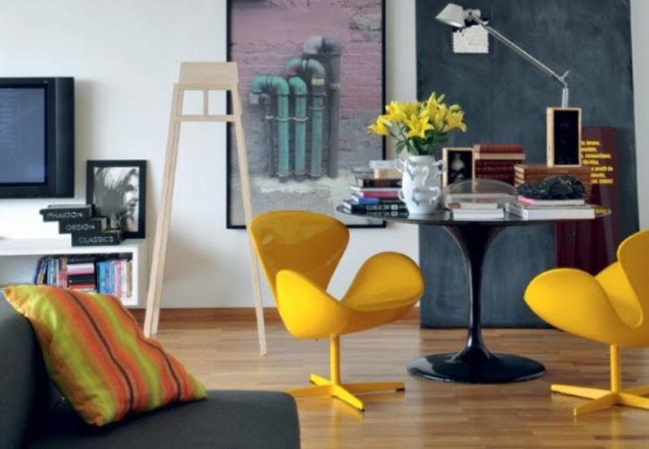Poltrona Swan de Arne Jacobsen, na cor amarela