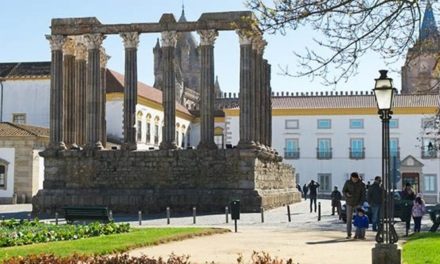 Meu Coração Bate Forte Por ÉVORA!