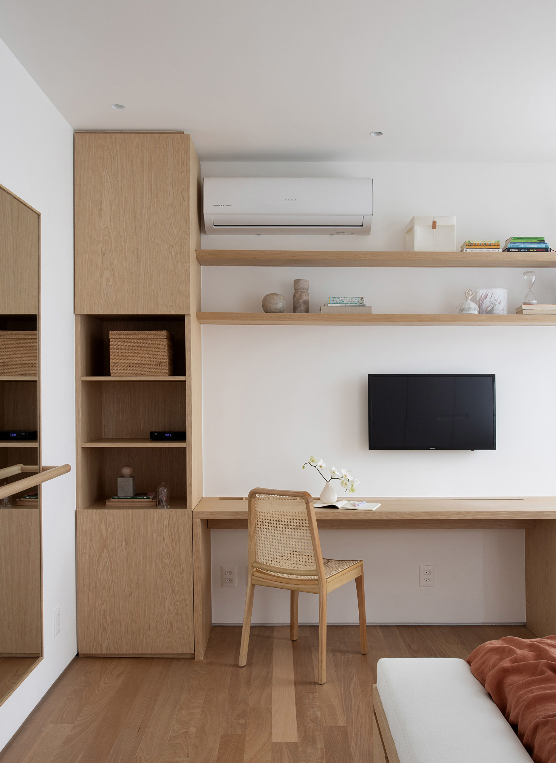 Estilo clean e minimalista no apartamento de 170 m² em Ipanema,