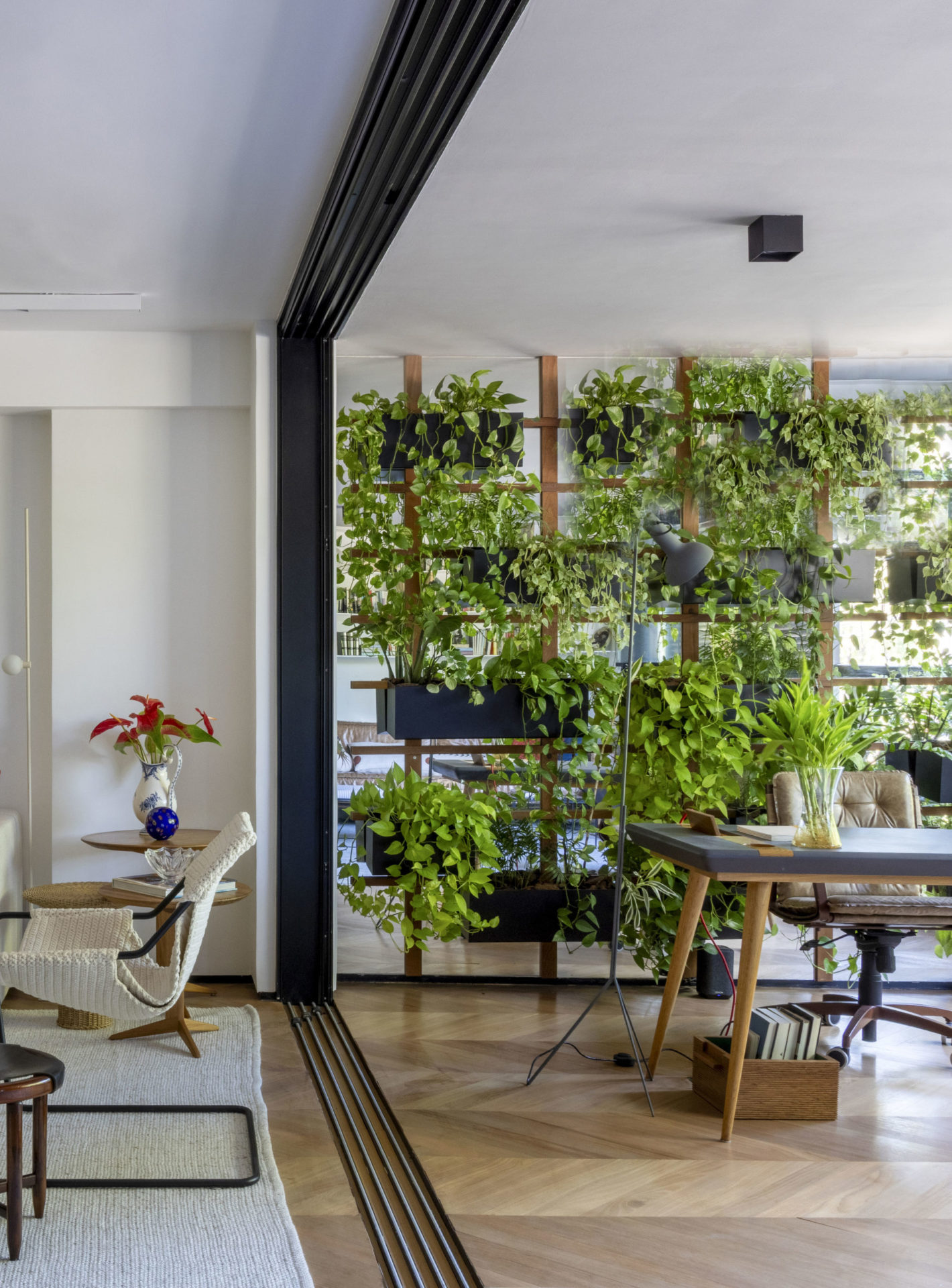 varanda com plantas 