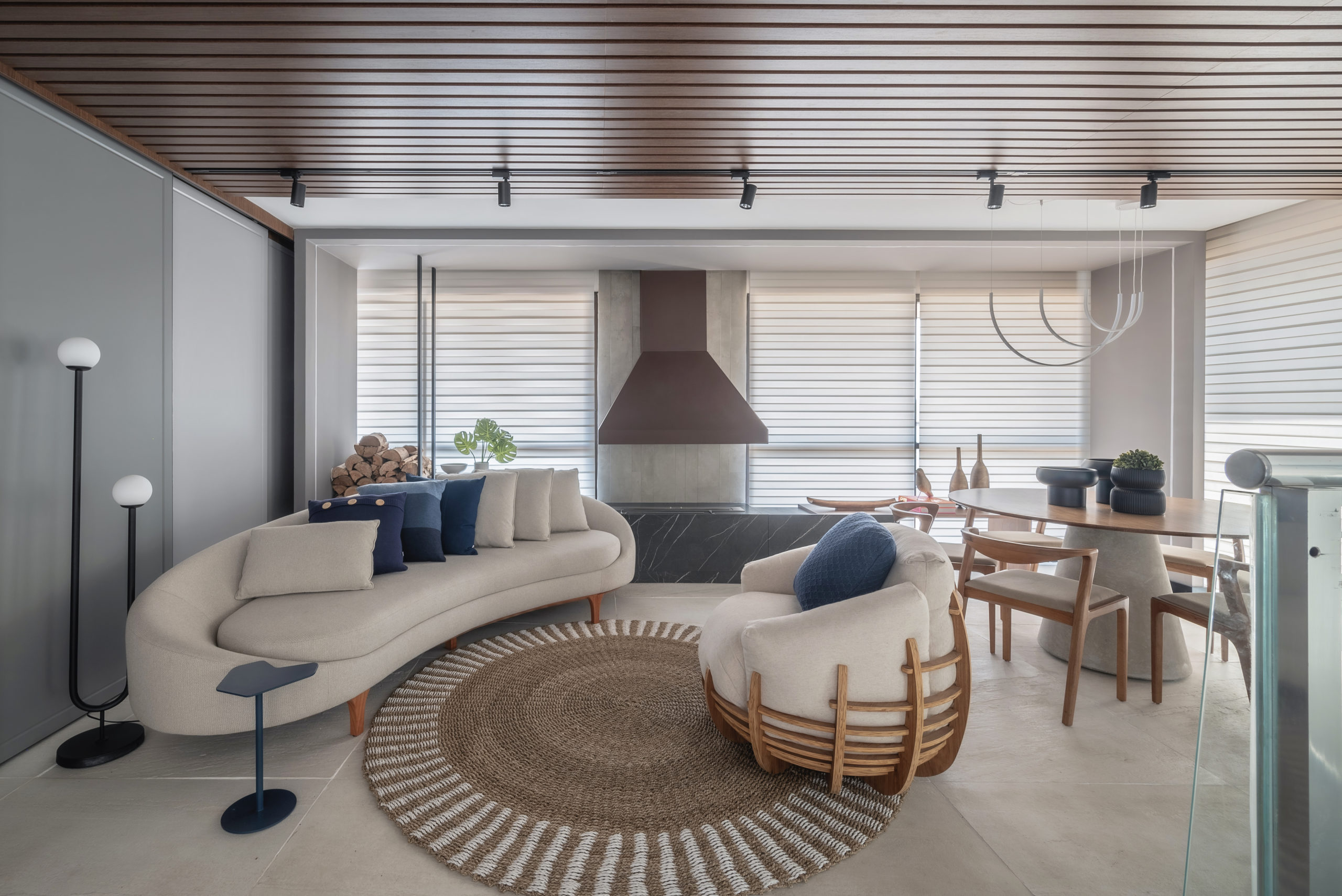 duplex com iluminação indireta
