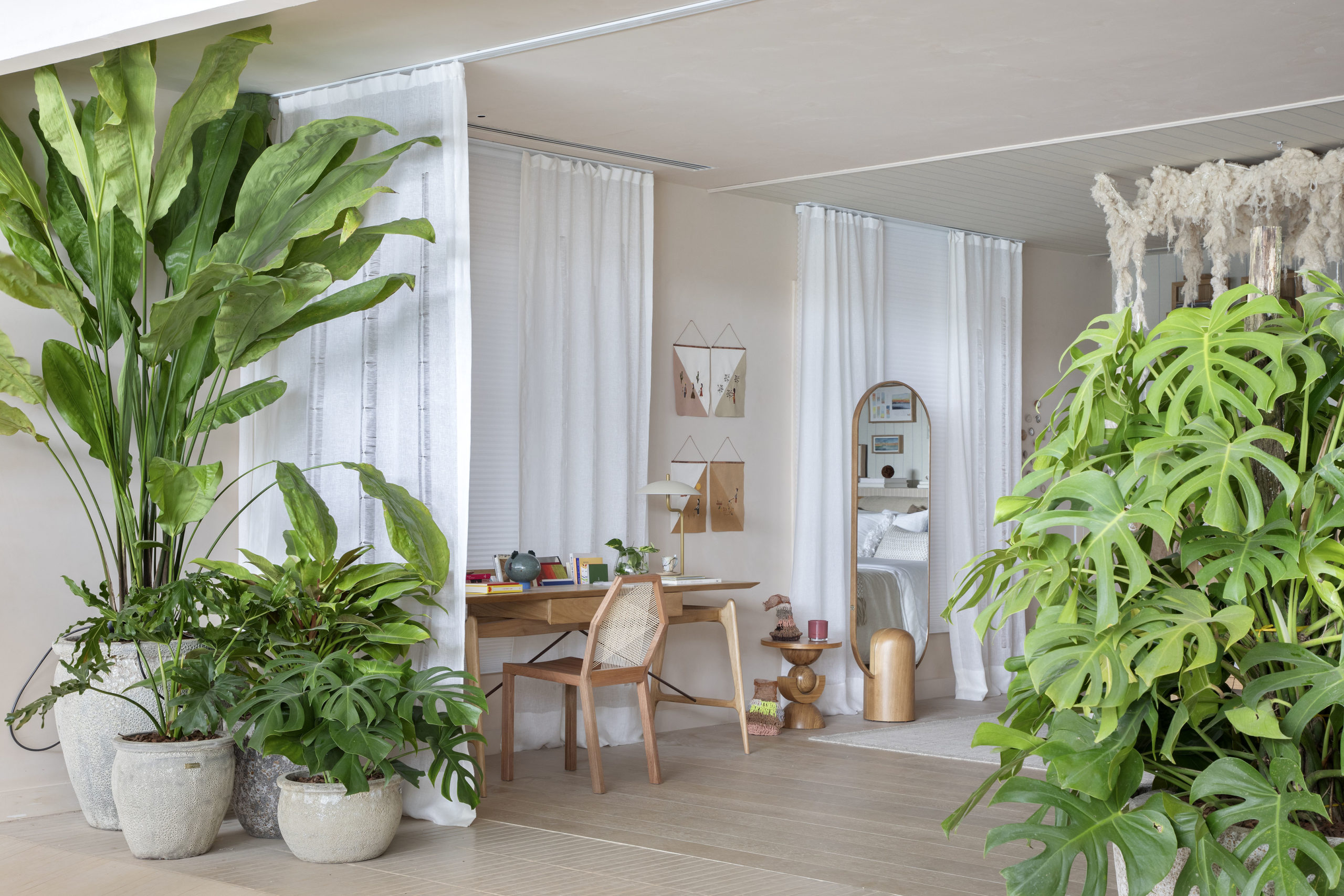 Quarto dos Sonhos com escrivaninha de Paula Neder 