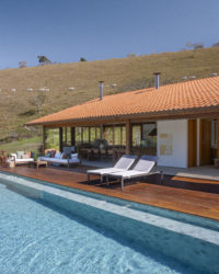 casa de cama com piscina