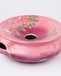 cuspidor cor de rosa com flores