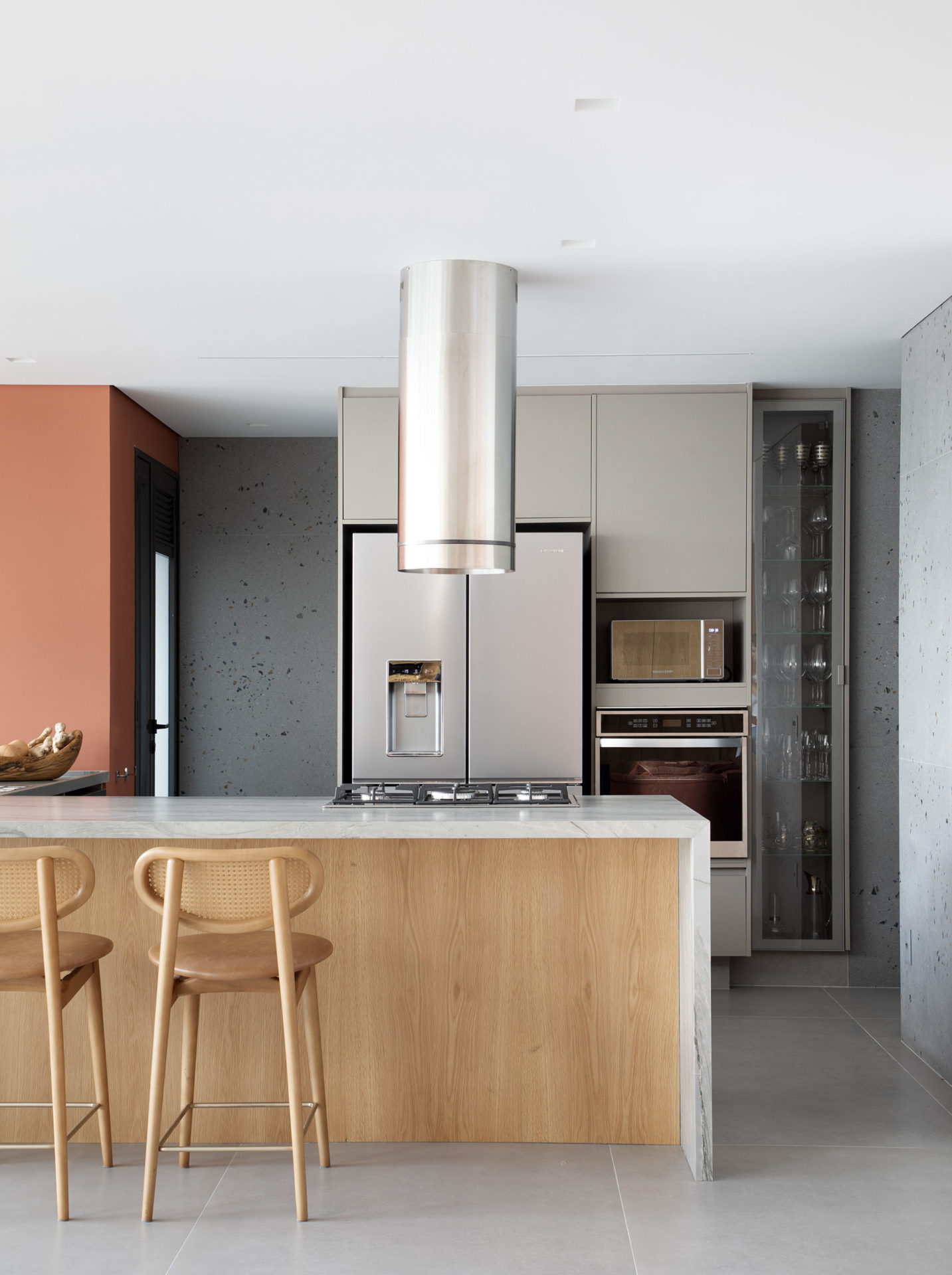 na foto cozinha americana