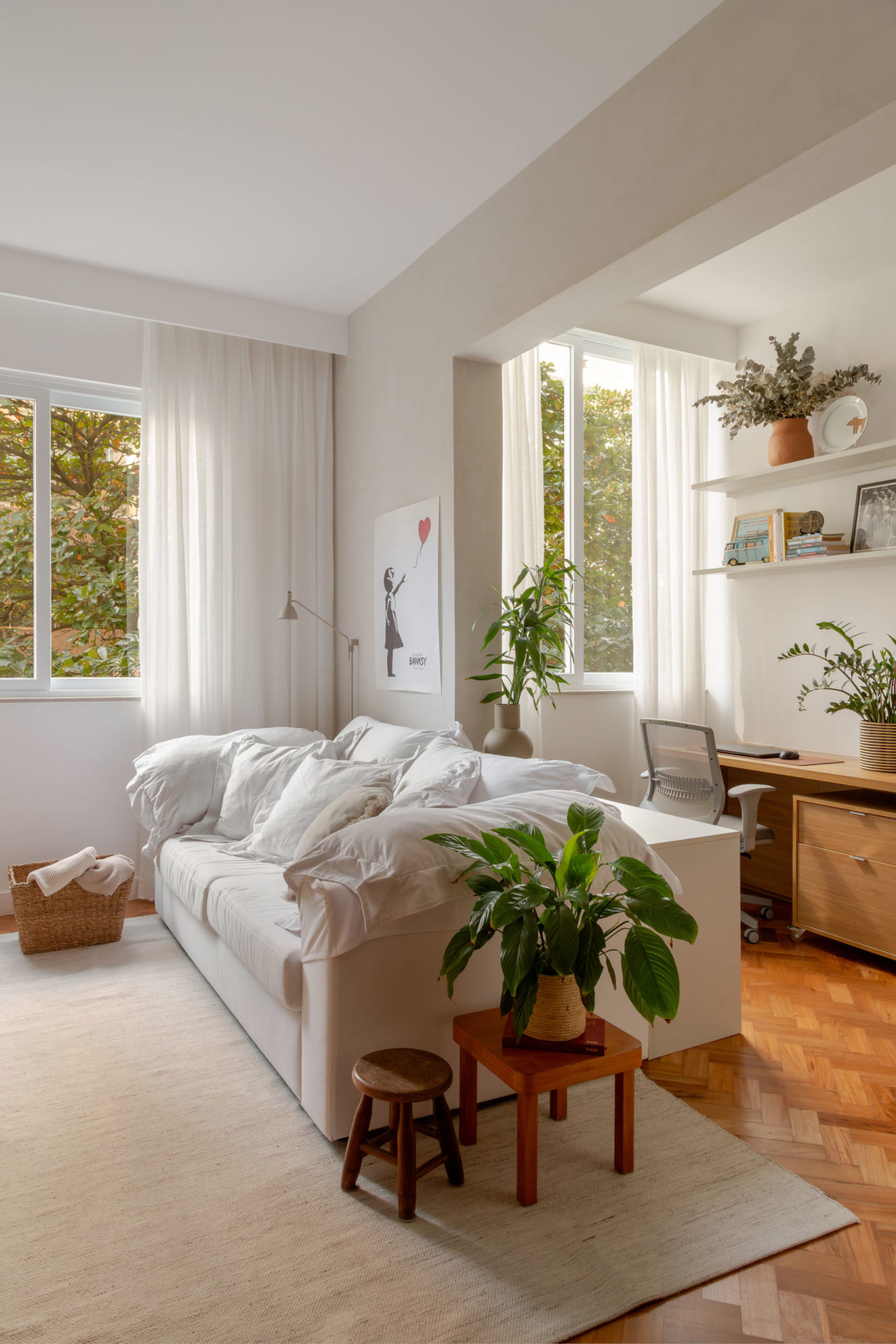 sala de estar e escritório