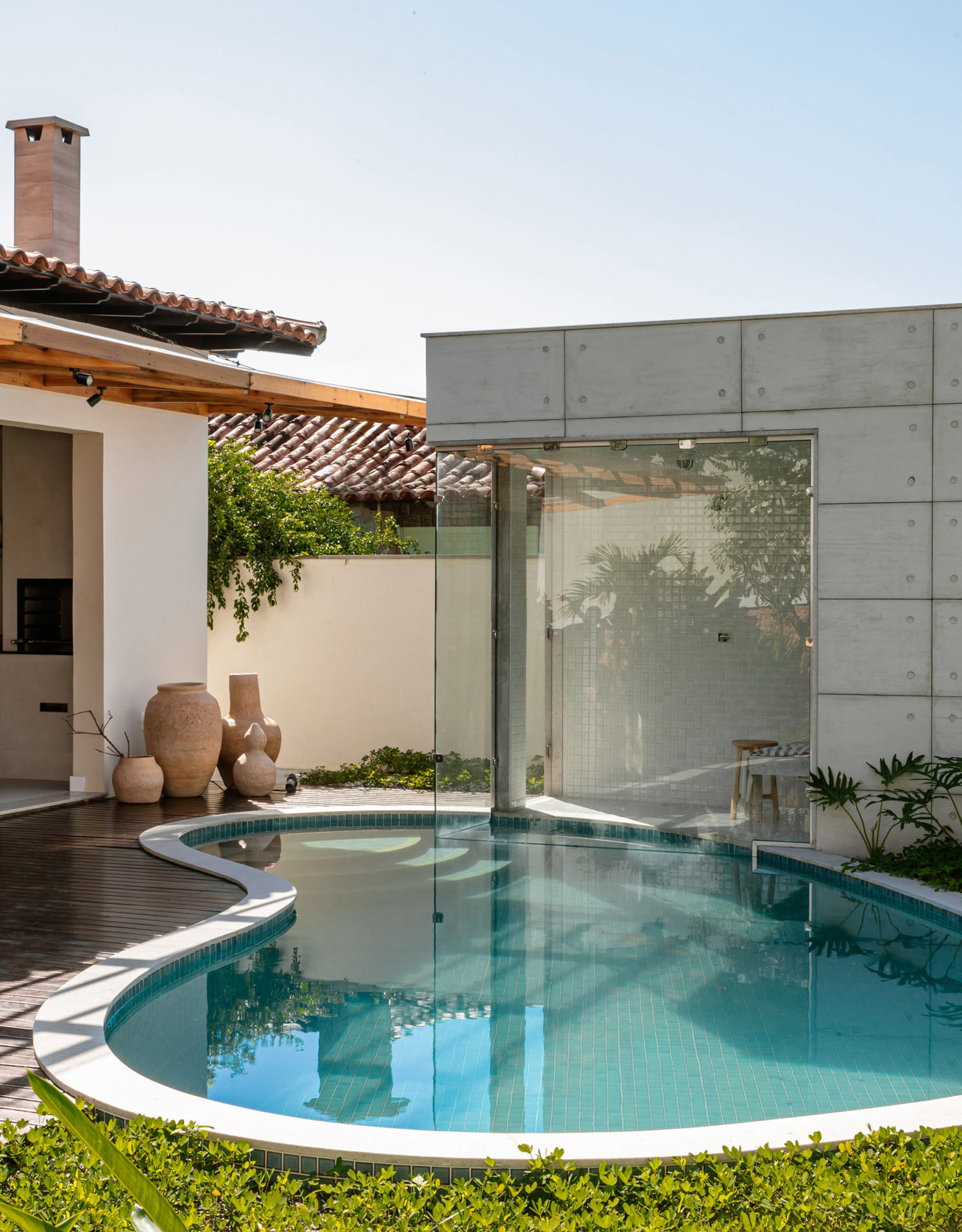 na foto piscina e sauna