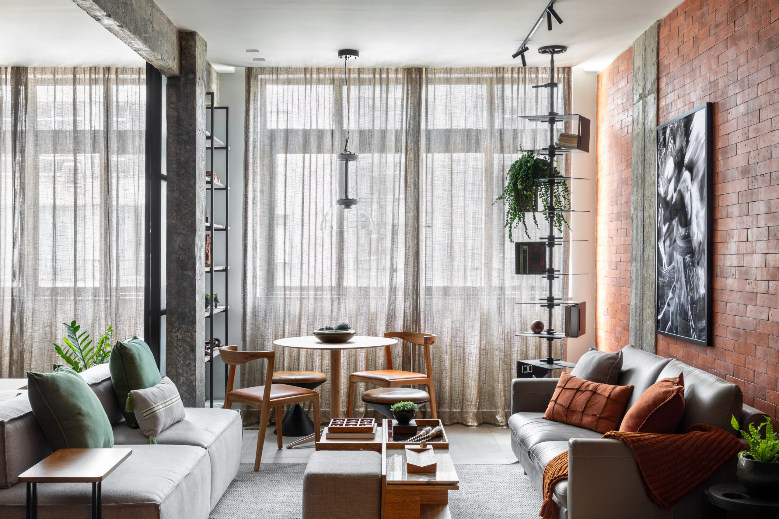 na foto sala de loft