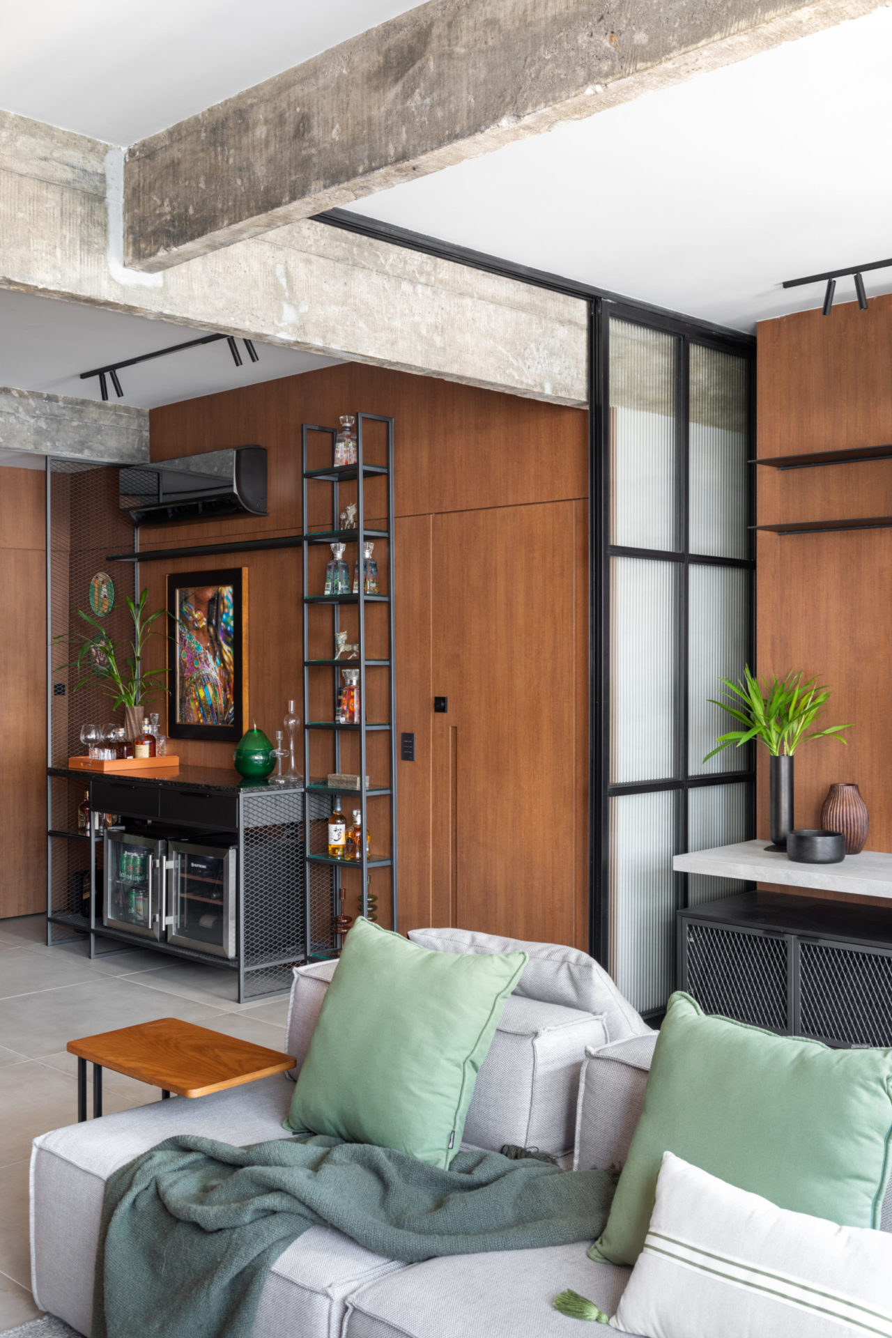 na foto loft em estilo industrial 