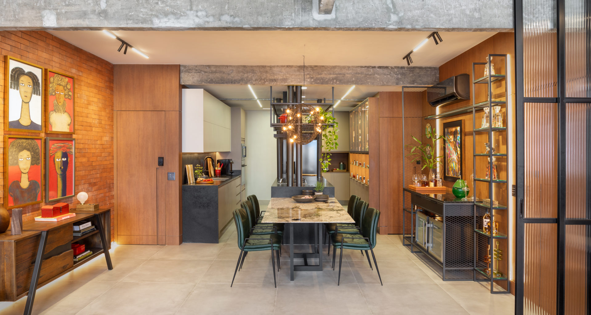 na foto sala de jantar, cozinha de loft com iluminação