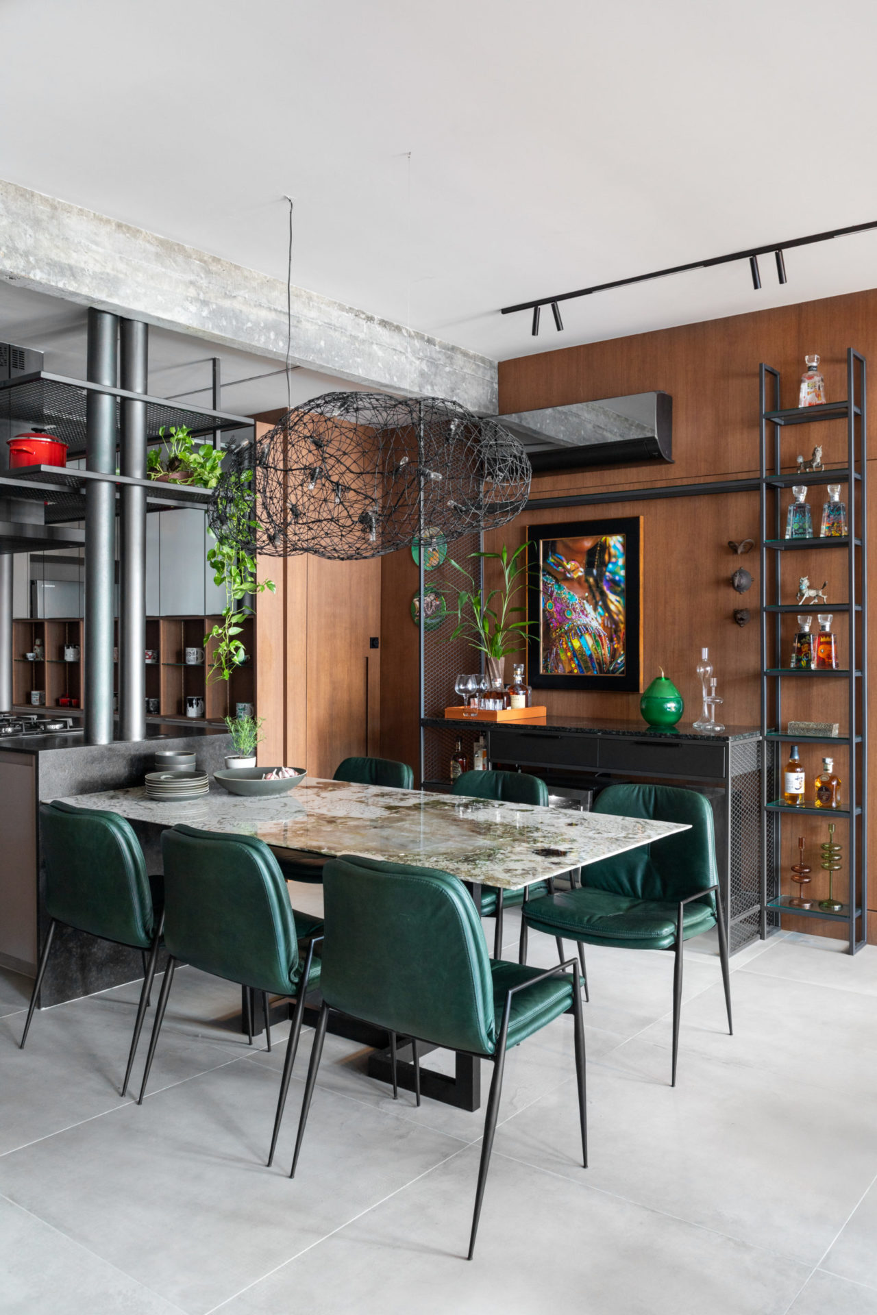 na foto sala de jantar