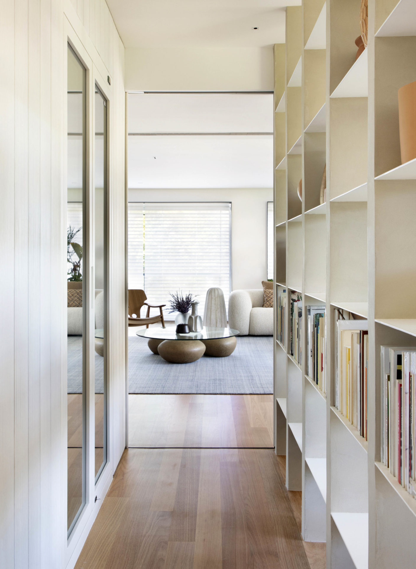 na foto corredor de apartamento