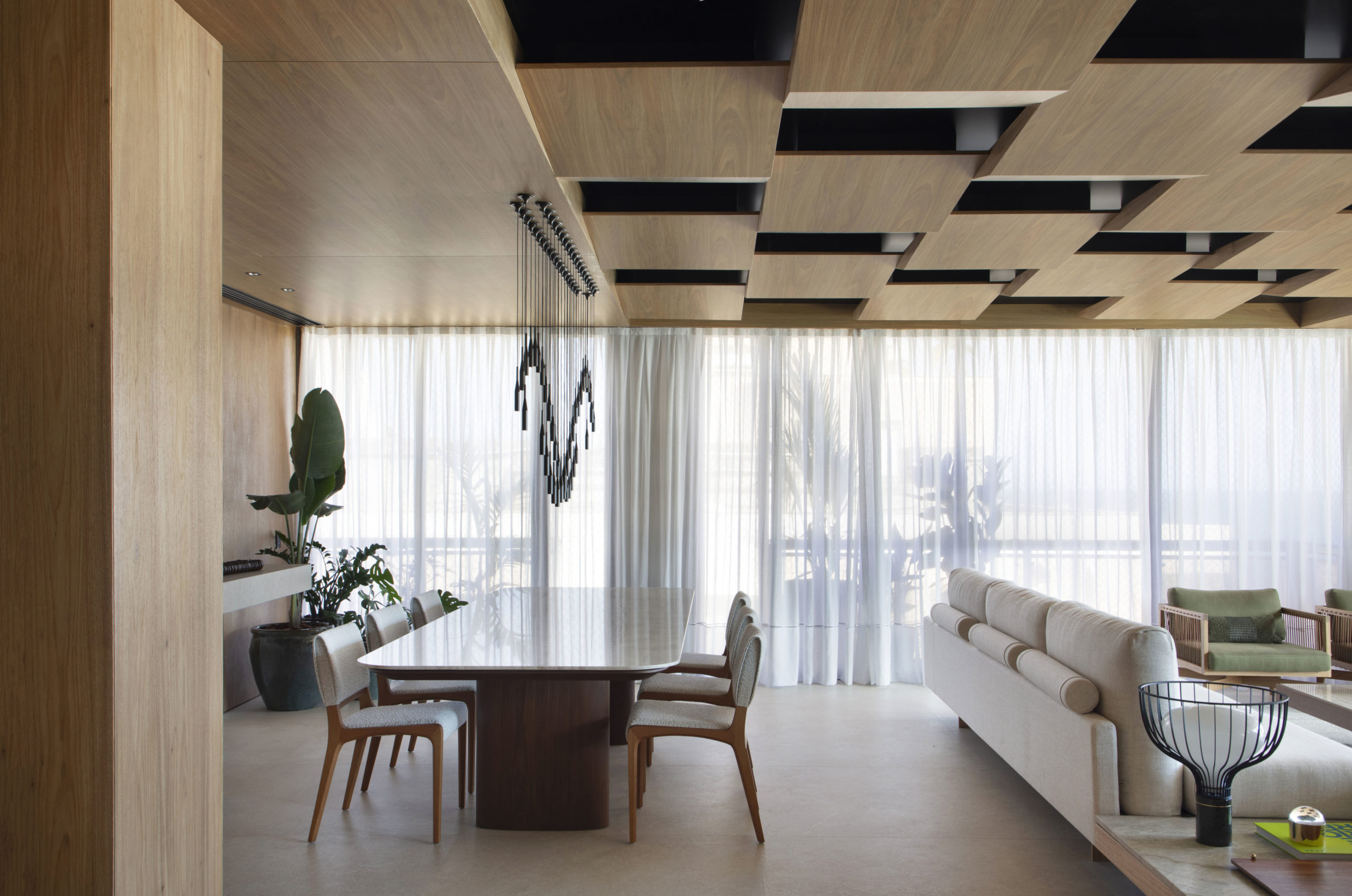 na foto sala de estar e jantar