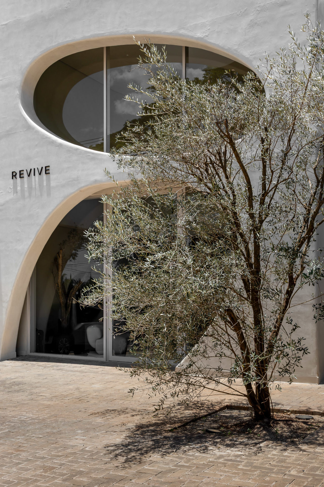 na foto fachada da Revive Clinic